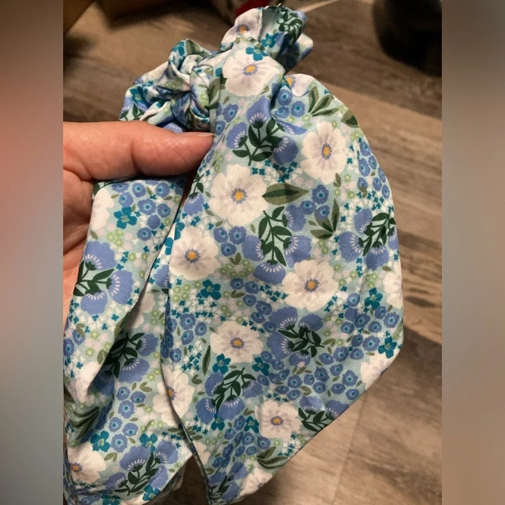 The Darling Effect Hair Scarves/ Scrunchies